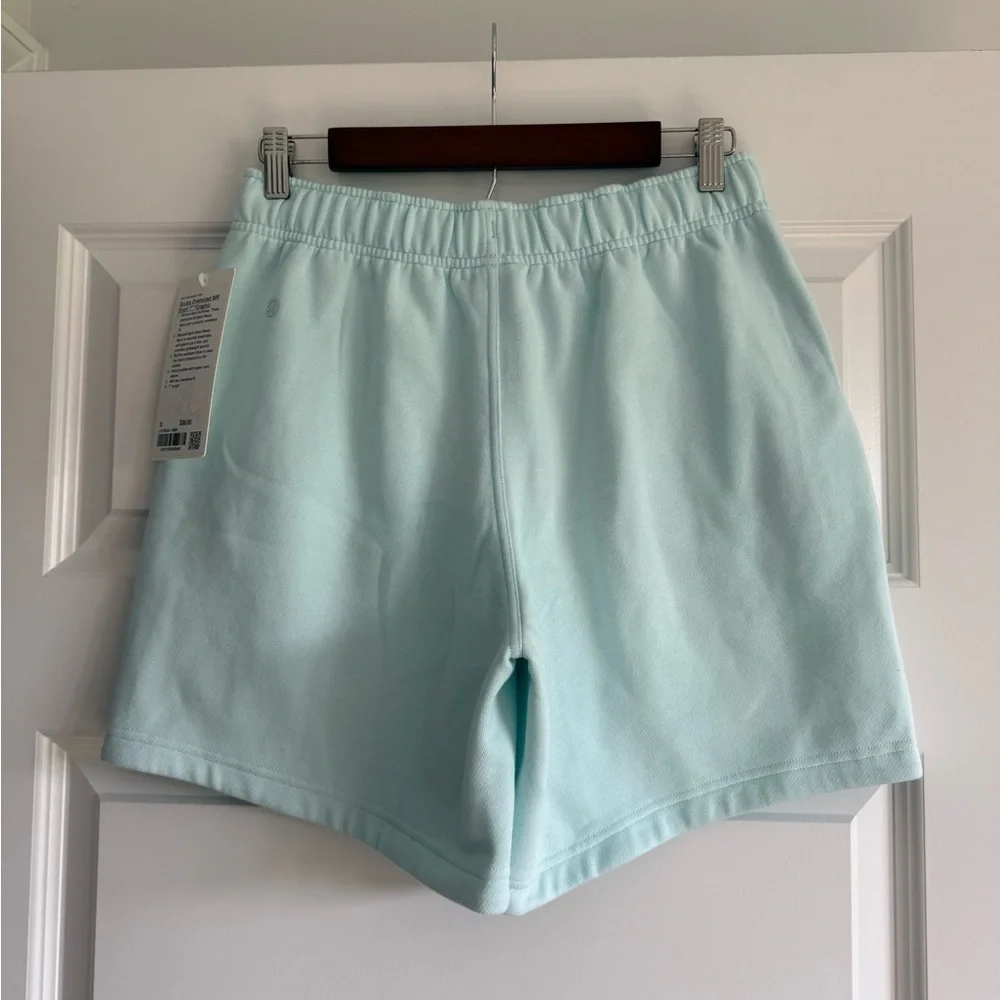 Lululemon Scuba Mid-Rise Oversized Short 7
